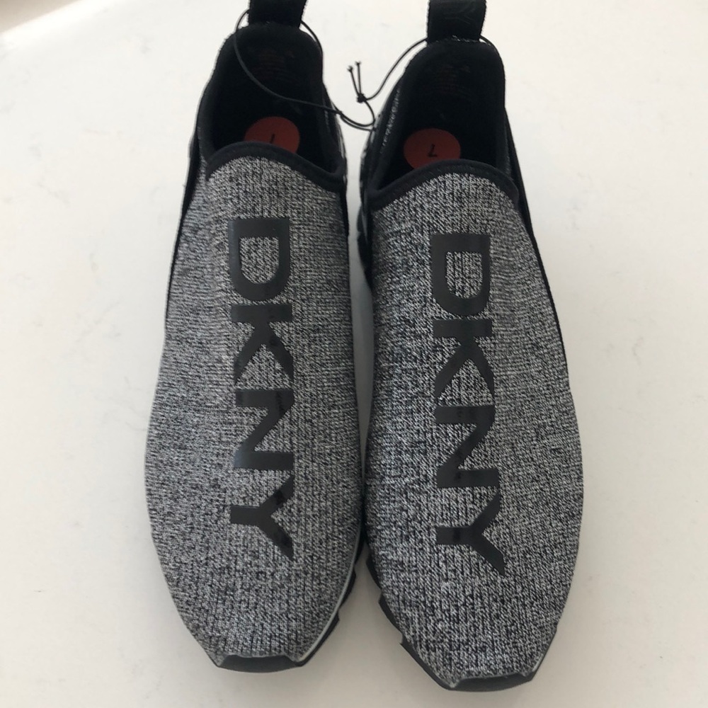 Brand New Slip-on DKNY Sneakers!♥️